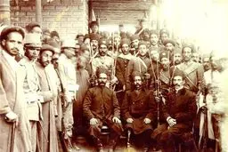 عکس/ستارخان و باقرخان در مهرآباد تهران