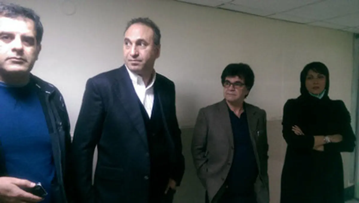 تصاویر دیدار مهتاب کرامتی، حمید فرخ نژاد و جعفر پناهی از مصدومان اسید پاشی