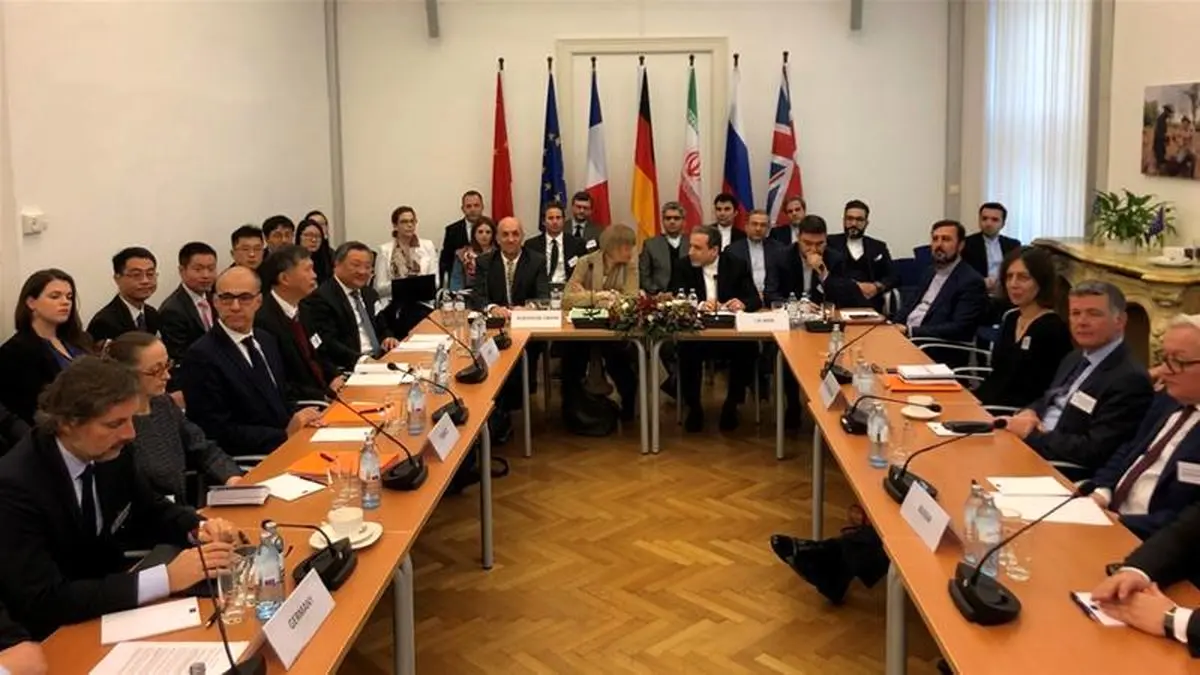 زنگ خطر برای تنها دلخوشی روحانی به صدا درآمد/ کریسمسی که شاید تاریخ مرگ برجام باشد/ آیا چین و روسیه به ایران خیانت می‌کنند؟