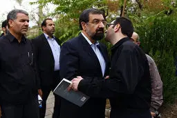 گریه رضایی در سوگ سردار همدانی/تصاویر