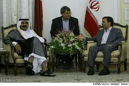"دمپایی" حاشیه‌ساز مقامات قطری در دیدار با ظریف