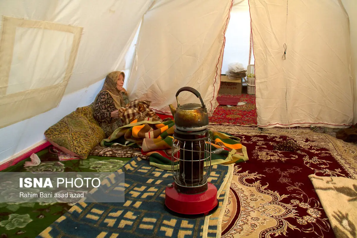 تصاویری از حال و هوای زندگی زلزله‌زدگان روستای جور کوهبنان