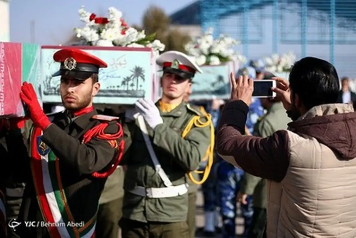 استقبال از پیکر 11 شهید دوران دفاع مقدس در تبریز/تصاویر