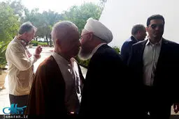 دیدار آیت‌الله هاشمی و روحانی در کیش/عکس