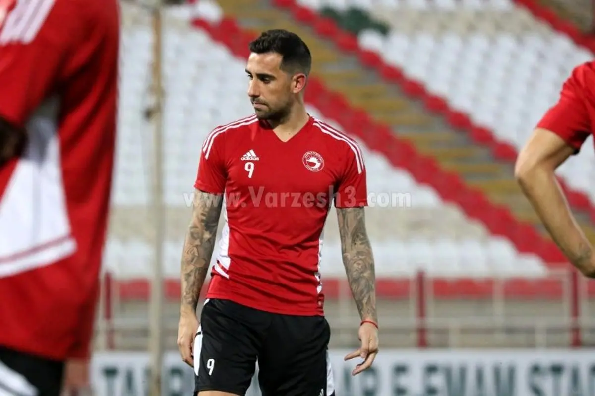 ستاره بارسلونا از بازی با تراکتور خط خورد!