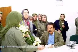 لحظه فرار مریم و مسعود رجوی از اشرف