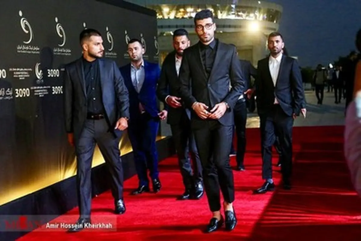 از مسی ایرانی تا تیپ جالب مهدی طارمی/حواشی تصویری مراسم برترین های لیگ شانزدهم فوتبال