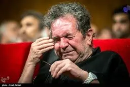 اشک های هنرمندان در مراسم ترحیم کیارستمی/ تصاویر