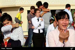 اندوه دختران ازبک در مراسم خاکسپاری کریم اف/عکس