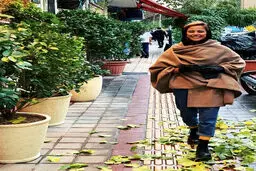 عکس خانم بازیگر با تیپ خاص!