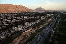 27 عکس عکاس گتی ایمیج که در سفر از شیراز تا تهران گرفته شد/ استقبال گرم و رفتار دوستانه ایرانیان شگفت انگیز است