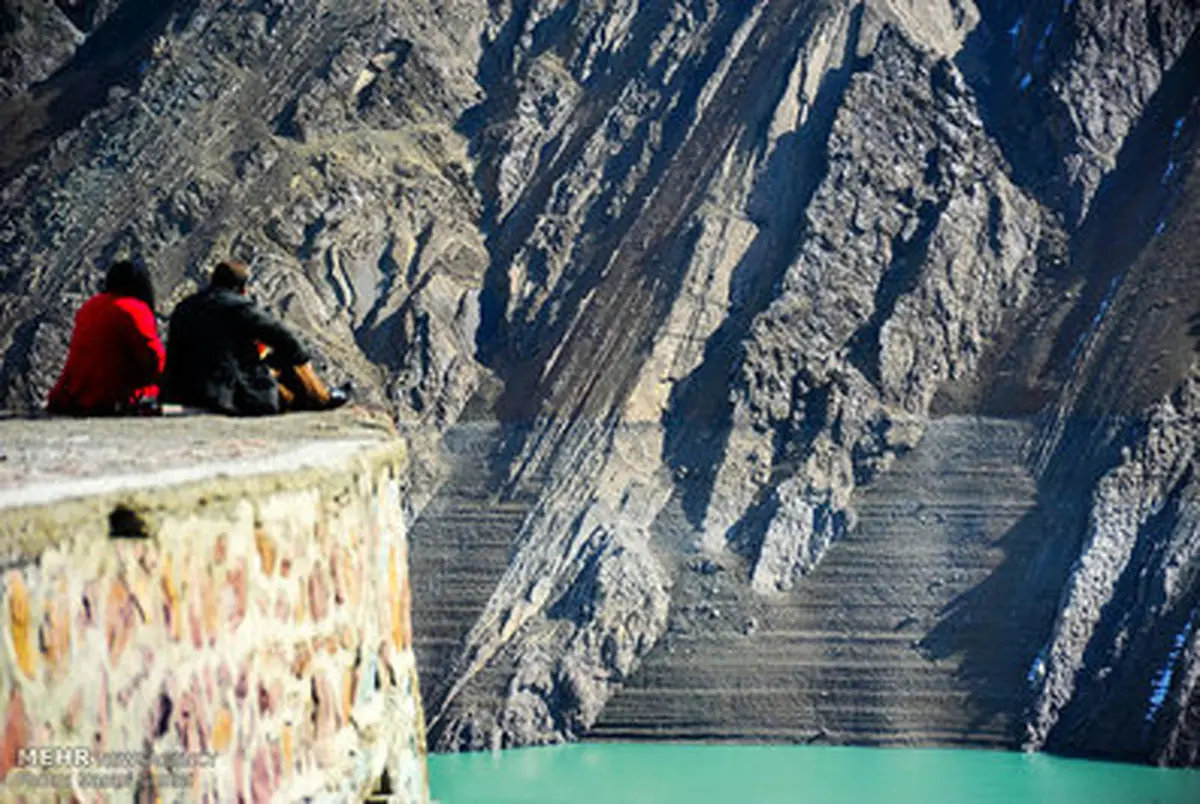 کاهش آب سد کرج/تصاویر