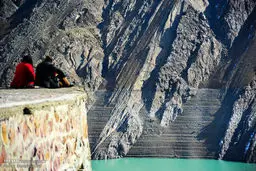 کاهش آب سد کرج/تصاویر