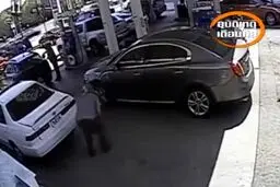 تصاویری از جدیدترین روش سرقت در پمپ بنزین‌ها