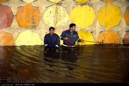 بارش تگرگ و آب‌گرفتگی در خرم آباد/عکس