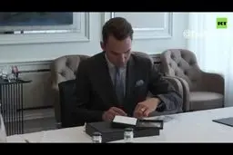 ببینید: نایاب‌ترین الماس صورتی جهان