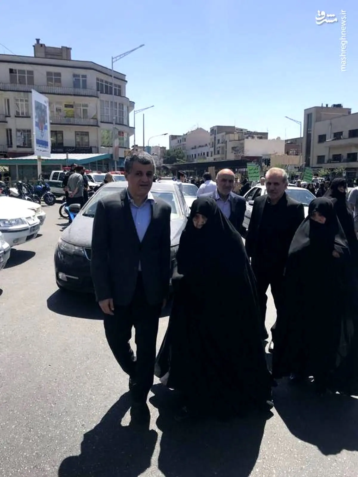 عکس/ همسر و فرزند هاشمی رفسنجانی در راهپیمایی