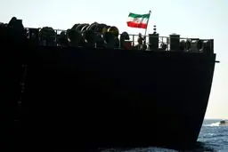 معامله تحریمی‌ها و خشم تحریم‌کننده/ ماجرای حرکت نفت کش‌های ایرانی به سمت ونزوئلا چیست؟