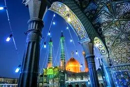 ورود برخی عزاداران به حرم حضرت معصومه (س) با وجود ممنوعیت / گیت حرم را شکستند و با شعار «حیدر حیدر» وارد شدند