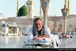 زیارت حبیب خدا با پای دل /گزارش تصویری