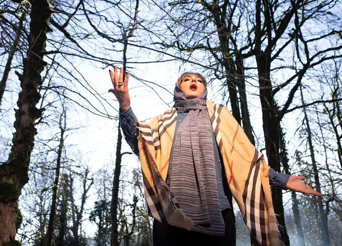 هانیه توسلی در حال خوانندگی! + عکس