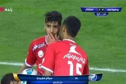 پرسپولیس عمدا گل پنجم را نزد؟/ عکس