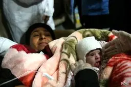 تولد امید در بیمارستان صحرایی شهر زلزله زده سرپل ذهاب/تصاویر