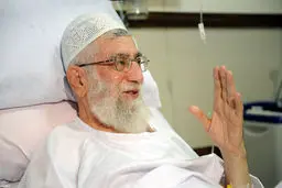 نظر رهبر انقلاب درباره فروغ فرخزاد و پروین اعتصامی /شعری که رهبری در عیادت جمعی از اهالی فرهنگ خواندند