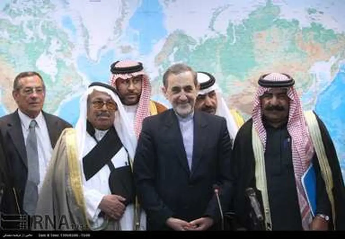 دیدار روسای احزاب و قبایل سوریه با ولایتی/ تصاویر