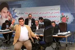 عکس / لیدر تراکتورسازی هم کاندیدای ریاست جمهوری شد