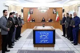 ماجرای زیلوهای جلسه رئیس جمهور چه بود؟