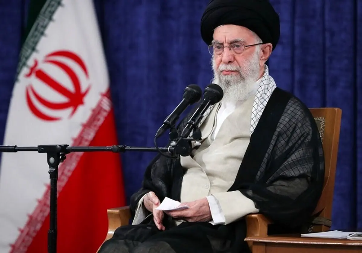 رهبر انقلاب: رهبر معظم انقلاب: آن طلبه شهید چه گناهی کرده بود؟ | ما یقه این‌ جنایتکاران را رها نخواهیم کرد