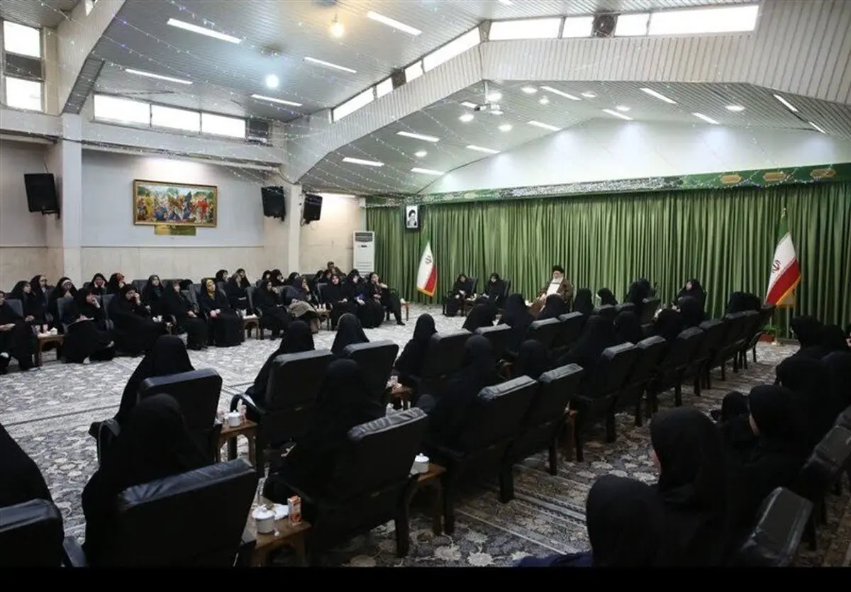 پیشنهاد آیت الله علم الهدی درباره حضور زنان در استادیوم