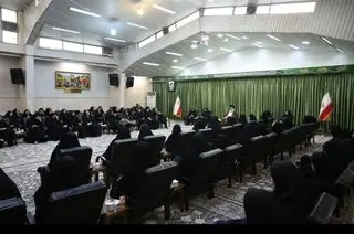 پیشنهاد آیت الله علم الهدی درباره حضور زنان در استادیوم