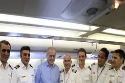 لحظه فرود دیدنی هواپیمای حامل رئیس جمهور با تحسین آمریکایی ها