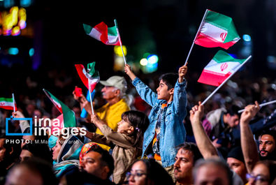 زانو زنندگان