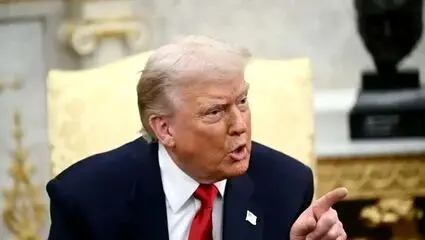 ترامپ : کنترل تنگۀ هرمز را در دست می‌گیریم 