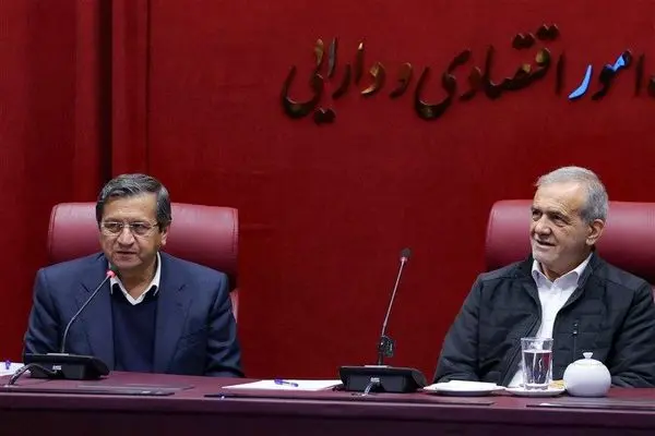 همتی علیه بانک های ناتراز شمشیر را از رو بست