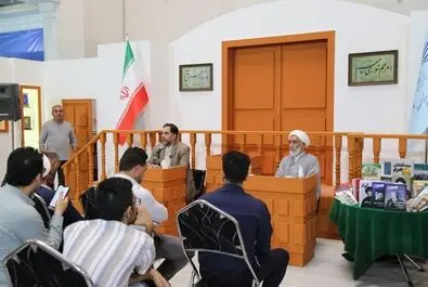 پورمحمدی نمایشگاه کتاب