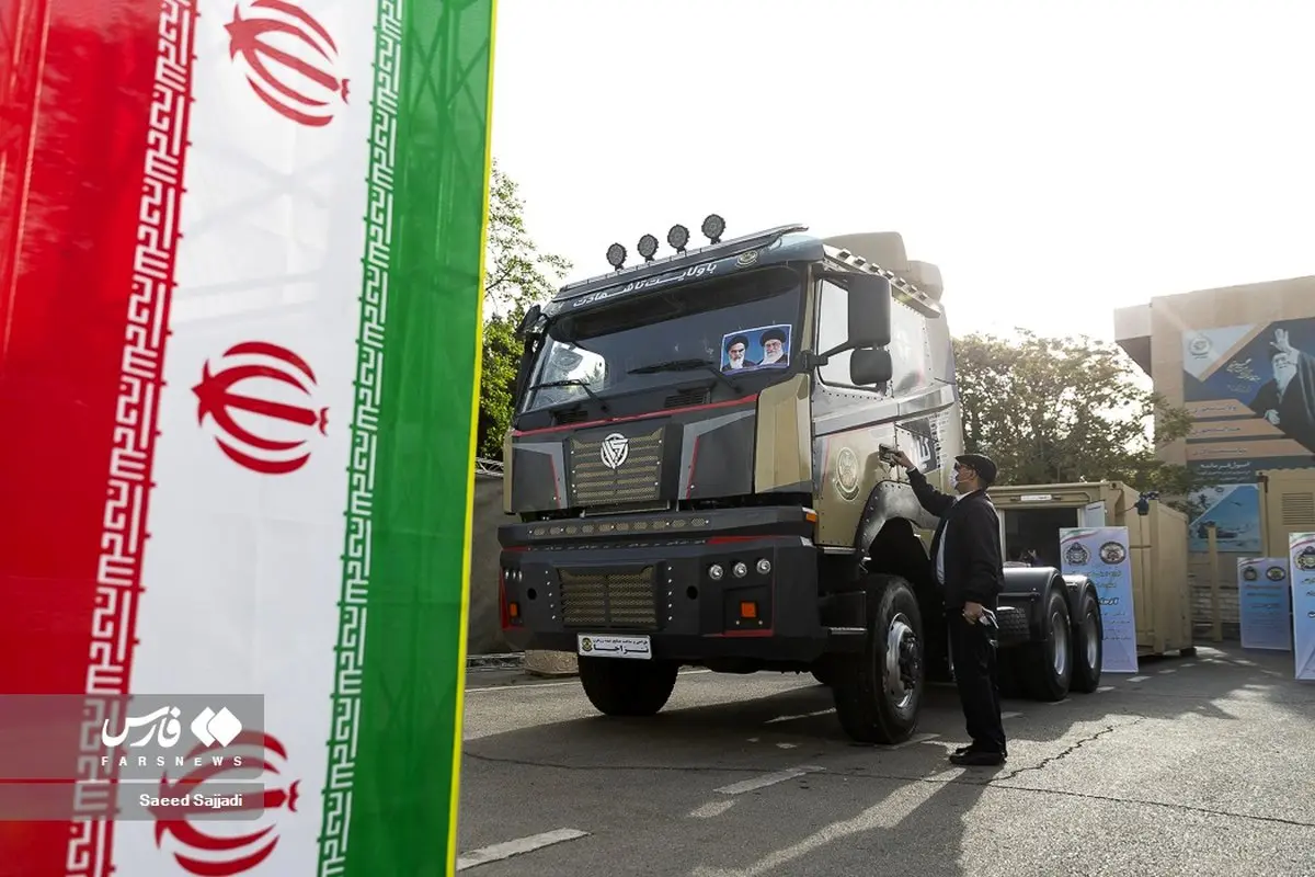 ارتش: دست در دست سپاه از امنیت ایران و منطقه صیانت می‌کنیم