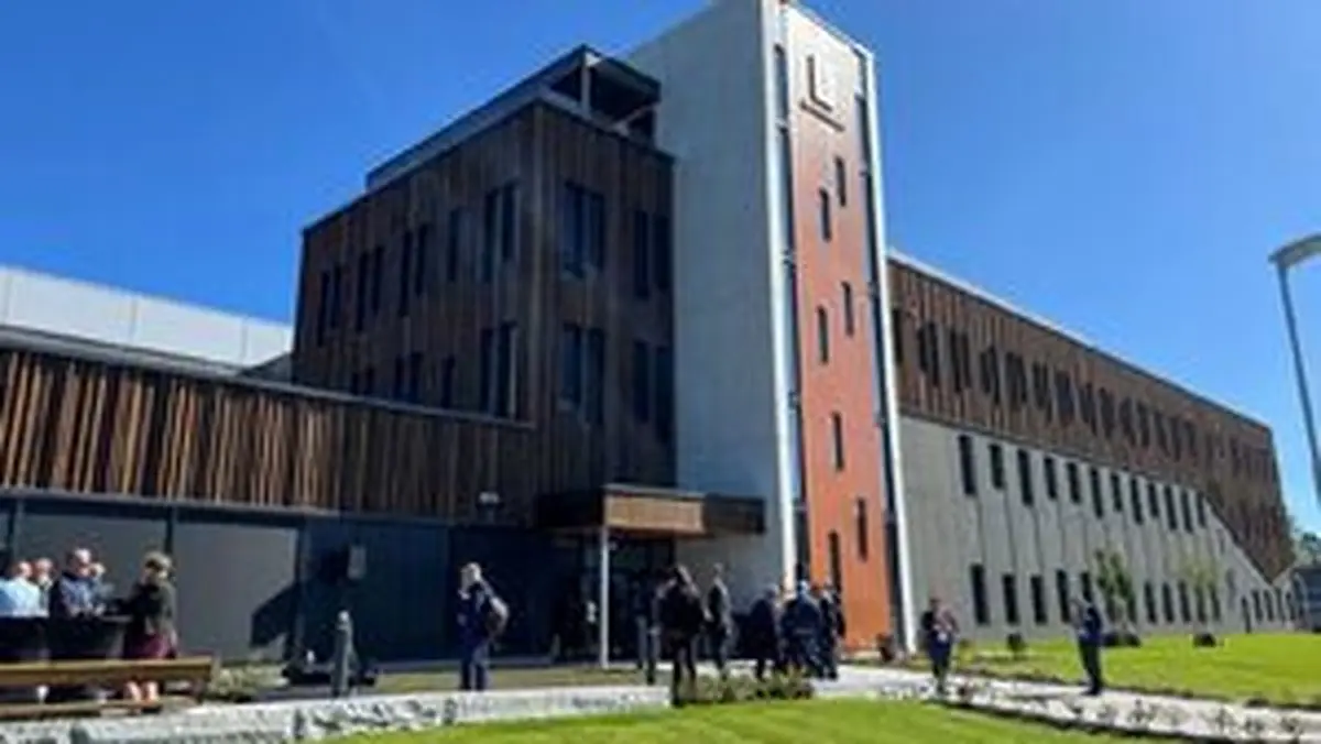 افتتاح کارخانه موشکی در نروژ