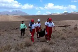 خارج شدن پیکر بی‌جان ۲ نفر در سیل رفسنجان