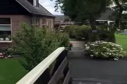 تصاویر زیباترین روستای اروپا بدون جاده خشکی