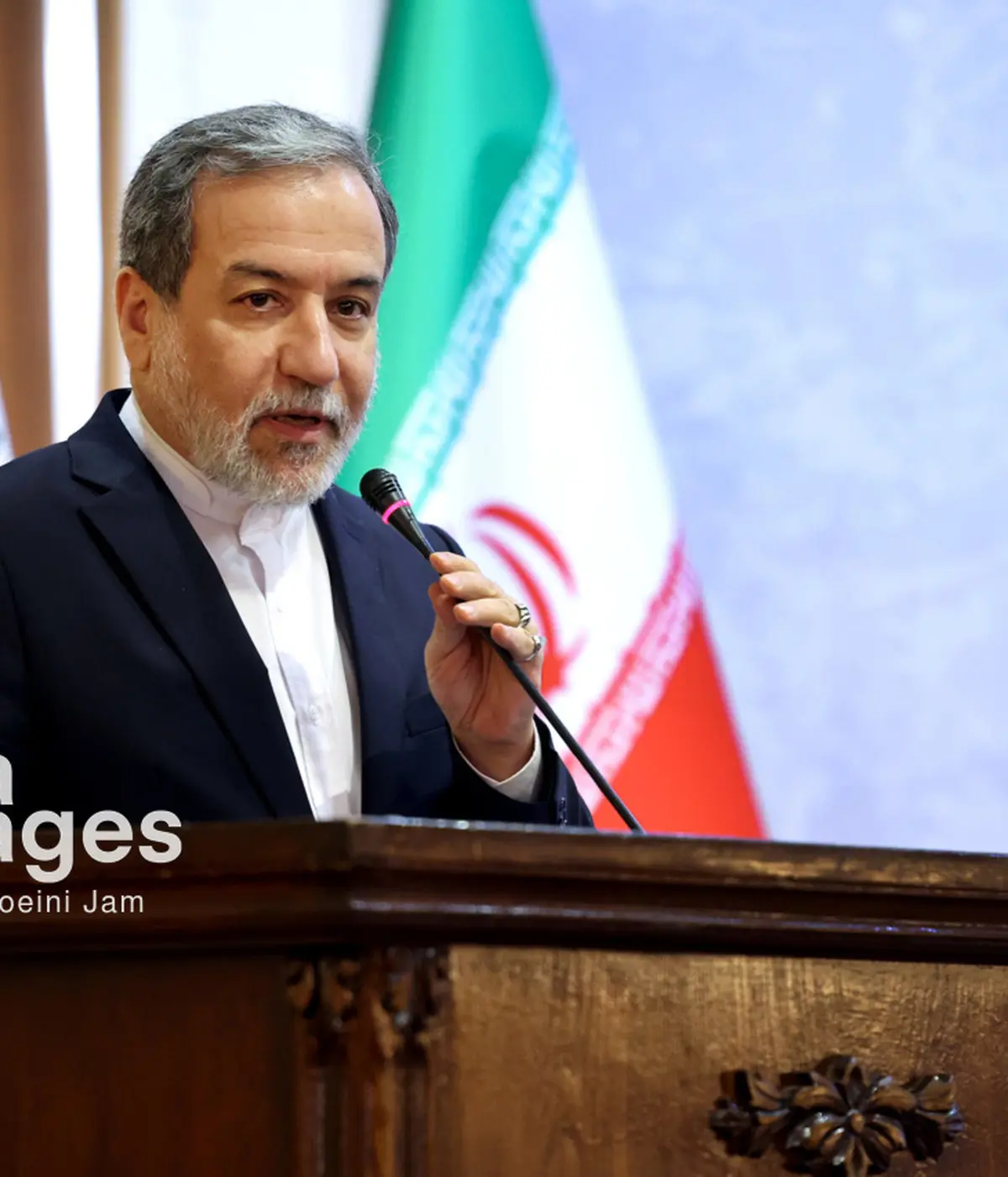 عراقچی: آماده گشودن فصلی تازه در رابطه با اروپا هستیم | ایران به دیپلماسی پایبند است