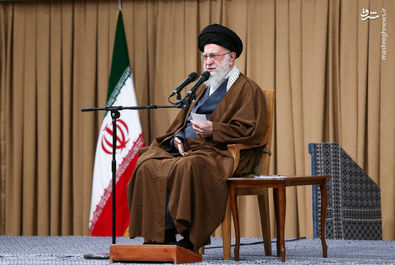 رهبر انقلاب