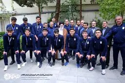 دیدار تیم ملی والیبال دانش‌آموزی ایران با رهبر انقلاب