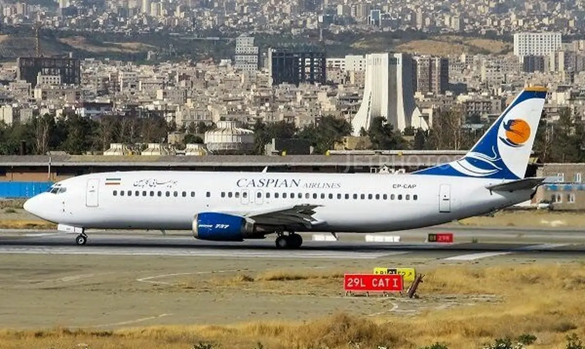 فرود اضطراری پرواز تهران-کیش به دلیل انفجار موتور هواپیما / سازمان هواپیمایی کشوری پاسخ داد