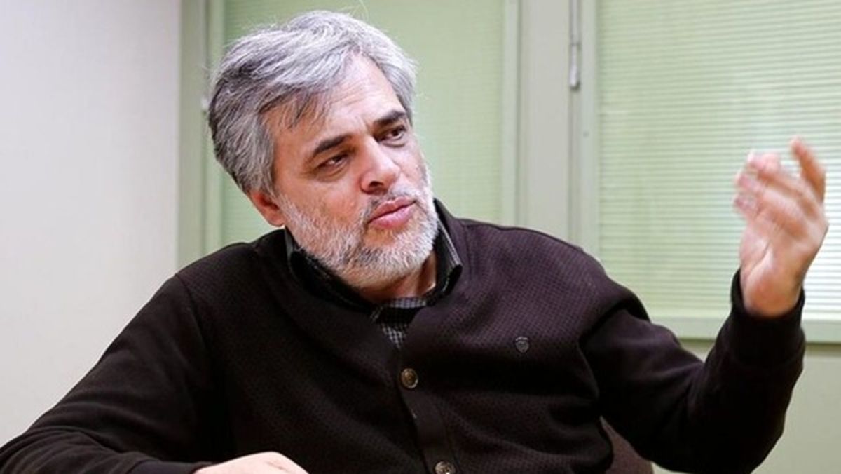 حمله مهاجری به نماینده رفسنجان: حاج‌آقا، شما کجا زندگی می‌کنید که آدم‌هایش برهنه‌اند؟