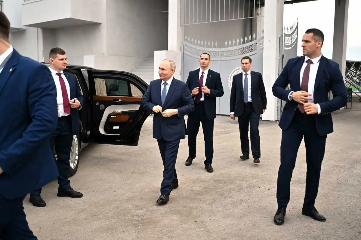 راز جنجالی پوتین؛ ماجرای «ظرف مدفوع» لو رفت!