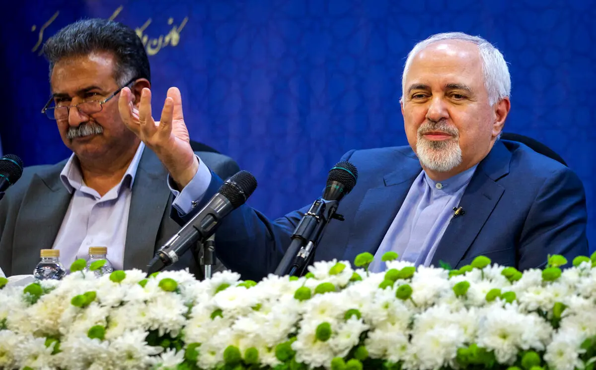 ظریف:ایران از مستضعفین دفاع می کند،اما قرار نیست برای آنها بجنگیم
